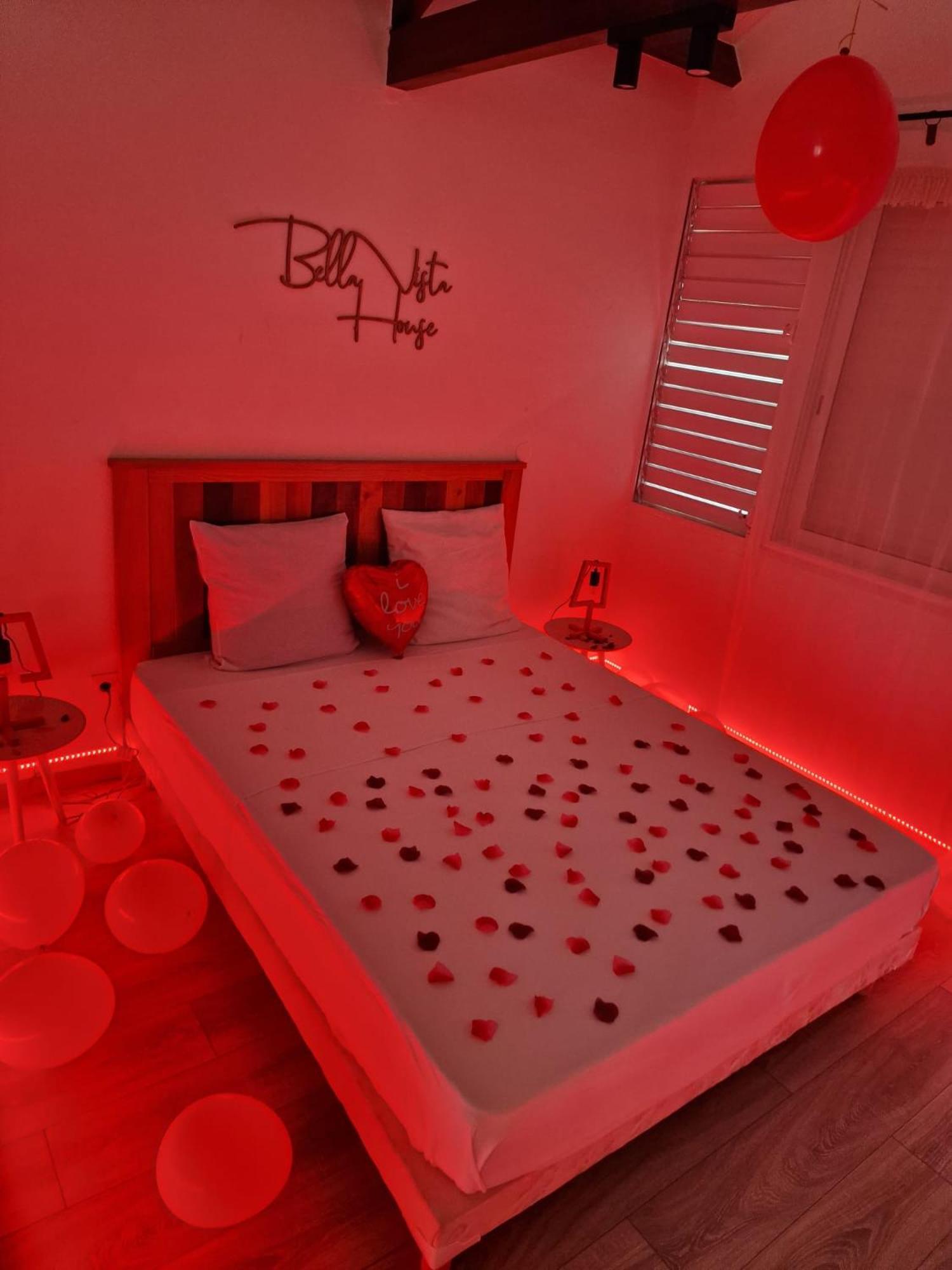 Bella Vista House 971 Apartment Ле Госие Екстериор снимка